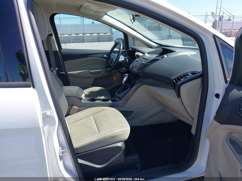 2017 Ford C-max VIN 1FADP5AUXHL117337 IAAI salvage auction — FRONT END, Salvage Title, sold $900 on 2026-07-08 (photo 5)