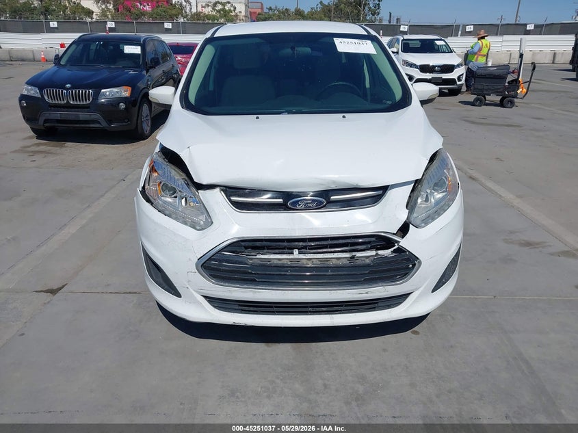 2017 Ford C-max VIN 1FADP5AUXHL117337 IAAI salvage auction — FRONT END, Salvage Title, sold $900 on 2026-07-08 (photo 6)