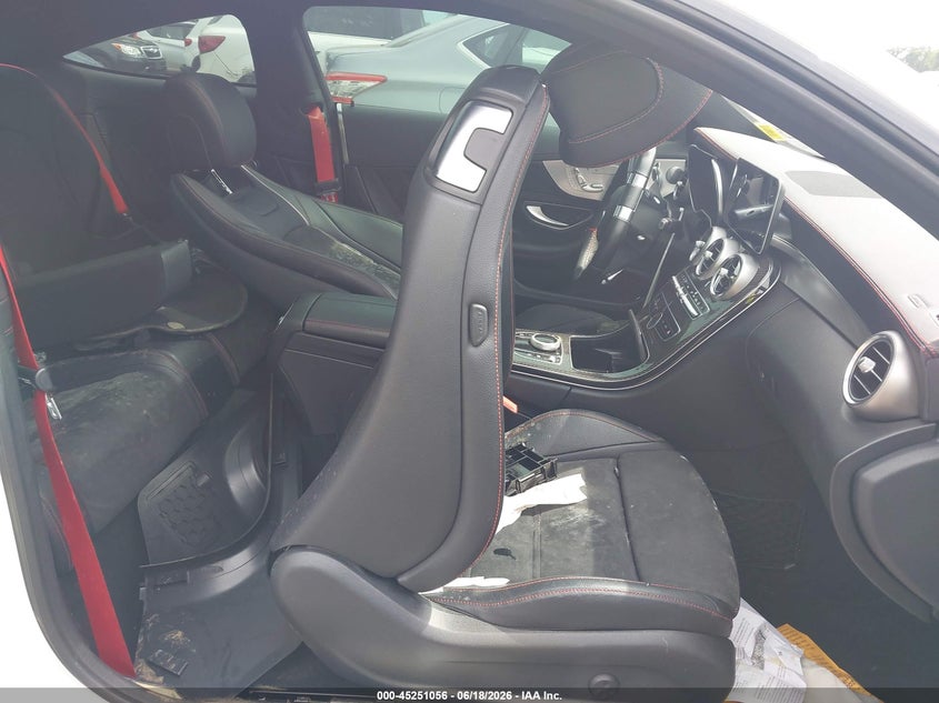 2020 Mercedes-benz VIN WDDWJ6EB6LF971113 IAAI salvage auction — WATER/FLOOD, Salvage Title, sold $6,100 on 2026-07-28 (photo 5)