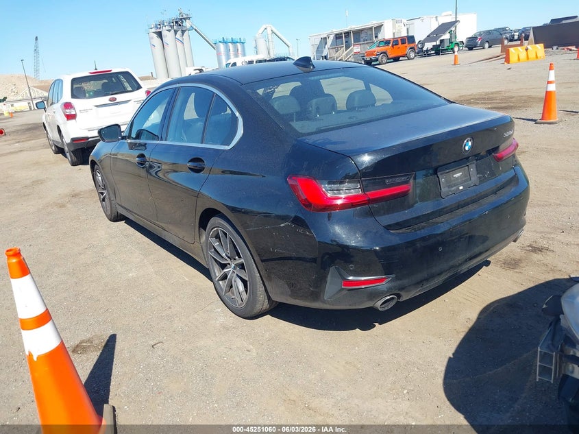 2019 BMW 3er VIN WBA5R1C52KAK10182 IAAI salvage auction — FRONT END, Salvage Title, sold $10,100 on 2026-07-28 (photo 3)