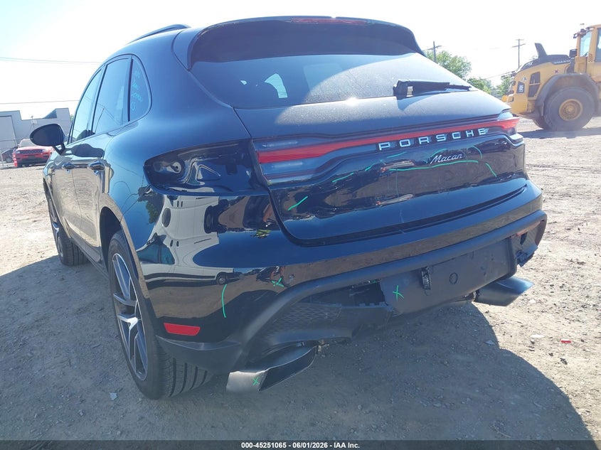 2025 Porsche Macan VIN WP1AA2A55SLB06175 IAAI salvage auction — REAR END, Mv-907A (New York), sold $17,600 on 2026-07-30 (photo 6)