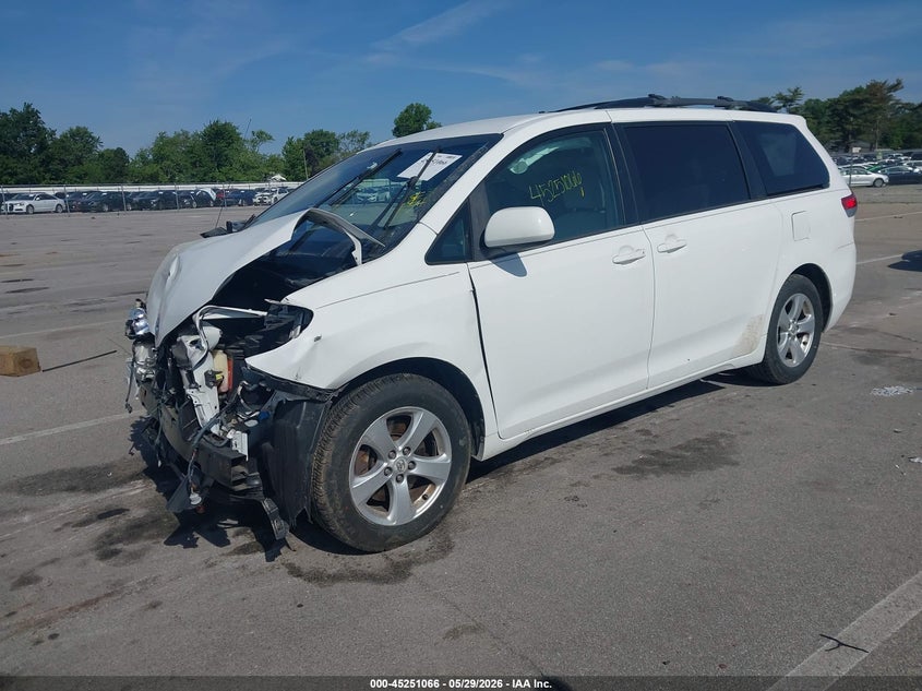2014 Toyota Sienna VIN 5TDKK3DC8ES467549 IAAI salvage auction — FRONT END, Salvage Title, sold $1,600 on 2026-07-31 (photo 2)
