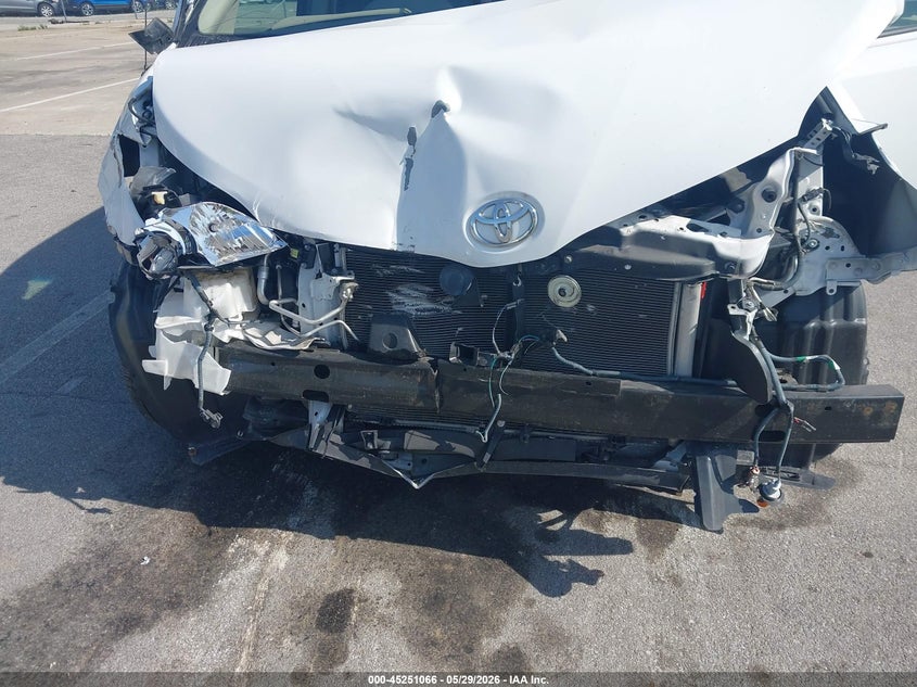 2014 Toyota Sienna VIN 5TDKK3DC8ES467549 IAAI salvage auction — FRONT END, Salvage Title, sold $1,600 on 2026-07-31 (photo 6)