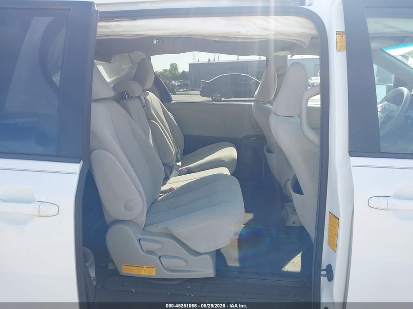2014 Toyota Sienna VIN 5TDKK3DC8ES467549 IAAI salvage auction — FRONT END, Salvage Title, sold $1,600 on 2026-07-31 (photo 8)