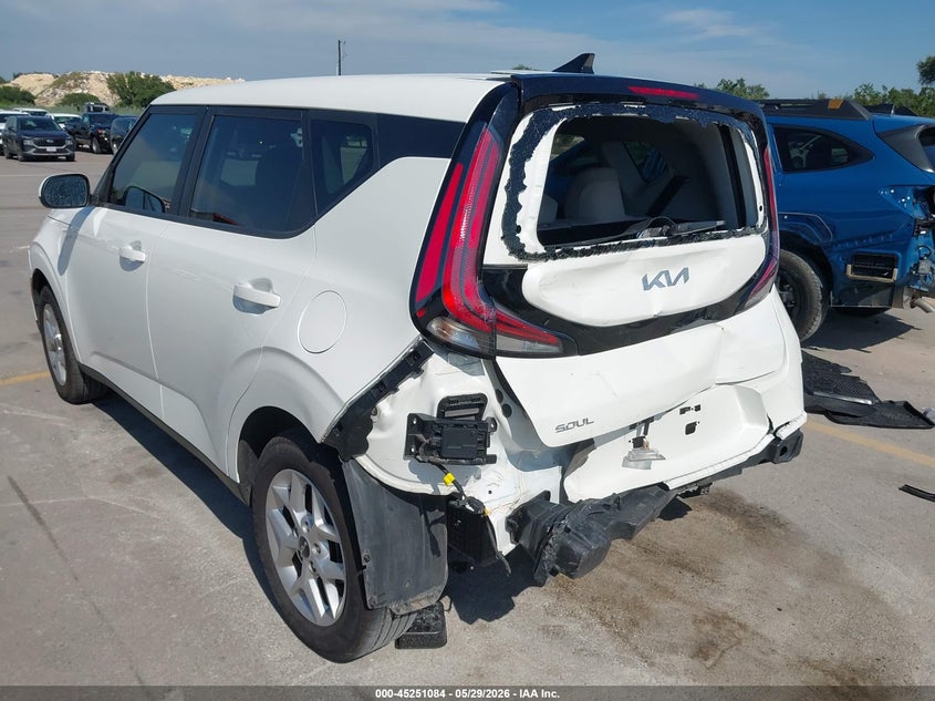 2025 Kia Soul VIN KNDJ23AU0S7927740 IAAI salvage auction — FRONT & REAR, Salvage Title, sold $6,400 on 2026-07-09 (photo 6)