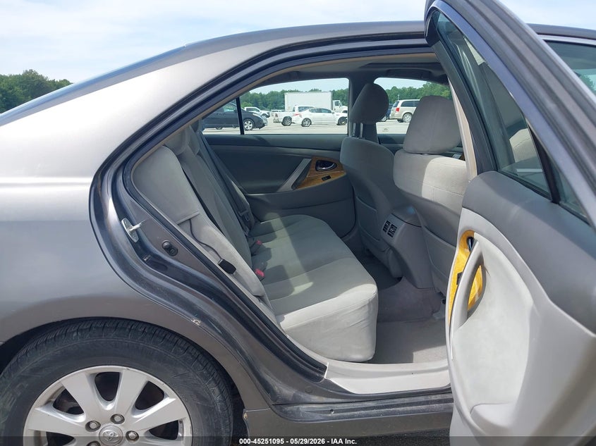 2007 Toyota Camry VIN JTNBE46K773038355 IAAI salvage auction — FRONT END, Clear (Indiana), sold $425 on 2026-07-16 (photo 8)