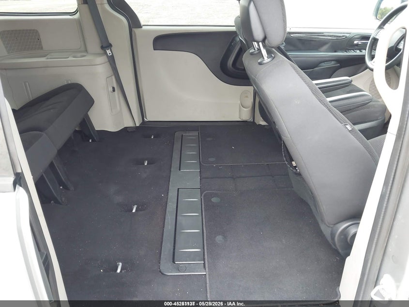 2018 Dodge Caravan VIN 2C4RDGBG0JR331490 IAAI salvage auction — NORMAL WEAR, Sf97 (Florida), sold $12,000 on 2026-07-16 (photo 8)