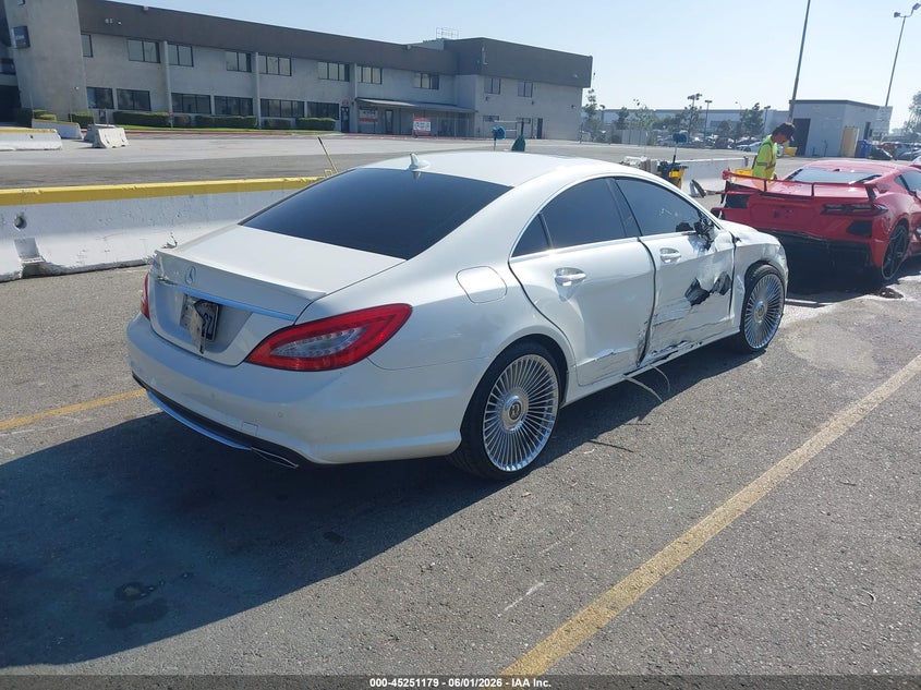 2014 Mercedes-benz Cls-klasse VIN WDDLJ7DB2EA096350 IAAI salvage auction — RIGHT SIDE, Salvage (California), sold $7,400 on 2026-07-28 (photo 4)