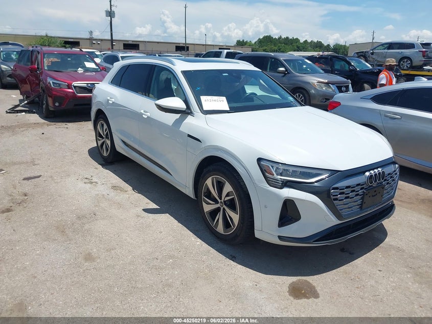 2024 Audi Q8 VIN WA15AAGE9RB027669 IAAI salvage auction — LEFT SIDE, Original (Texas), sold $11,600 on 2026-07-29 (photo 1)