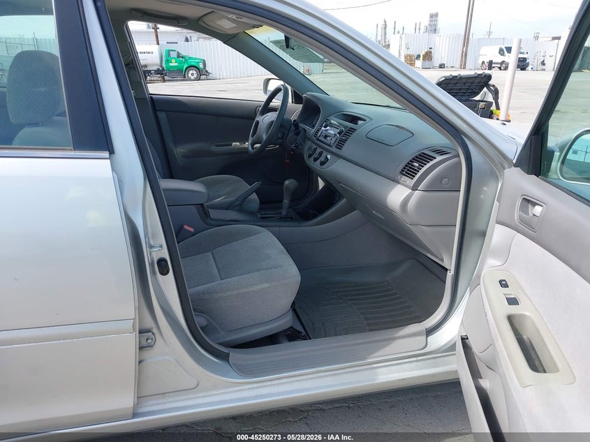2002 Toyota Camry VIN 4T1BE32K92U587588 IAAI salvage auction — SIDE, Salvage (California), sold $1,300 on 2026-08-02 (photo 5)