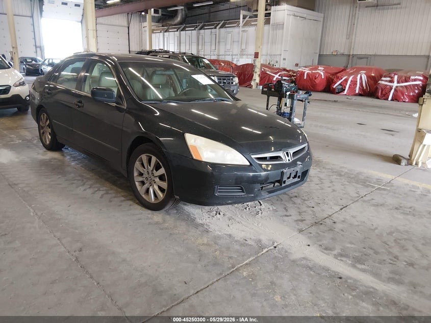2007 Honda Accord VIN 1HGCM66517A025910 IAAI salvage auction — LEFT SIDE, Salvage (Oregon), sold $250 on 2026-07-09 (photo 1)