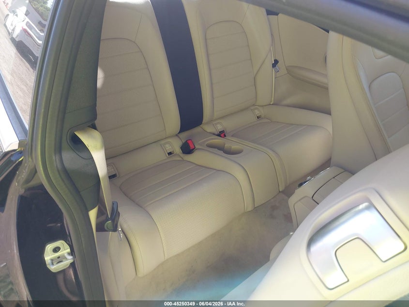 2017 Mercedes-benz C-klasse VIN WDDWJ4KB6HF461537 IAAI salvage auction — FRONT END, Salvage Title, sold $2,450 on 2026-08-01 (photo 8)