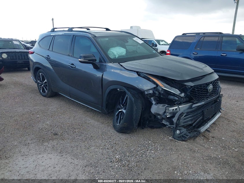 2021 Toyota Highlander VIN 5TDJZRAH6MS031565 — IAAI salvage auction photo