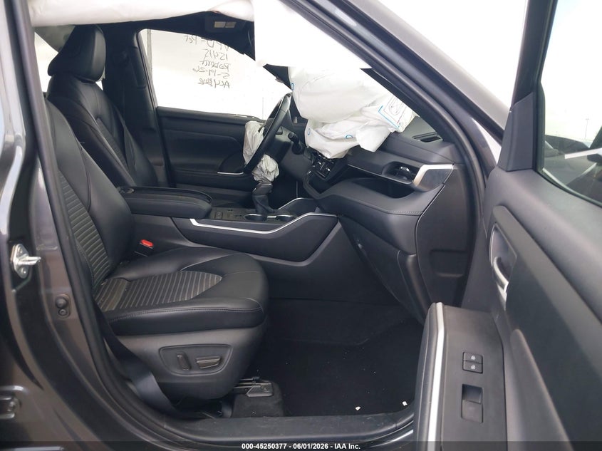 2021 Toyota Highlander VIN 5TDJZRAH6MS031565 IAAI salvage auction — FRONT END, Salvage Title, sold $10,600 on 2026-07-29 (photo 5)