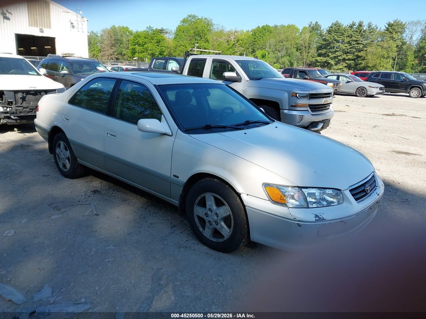 2001 Toyota Camry VIN JT2BG22K110559646 IAAI salvage auction — NORMAL WEAR, Clear (New York), sold $275 on 2026-07-28 (photo 1)