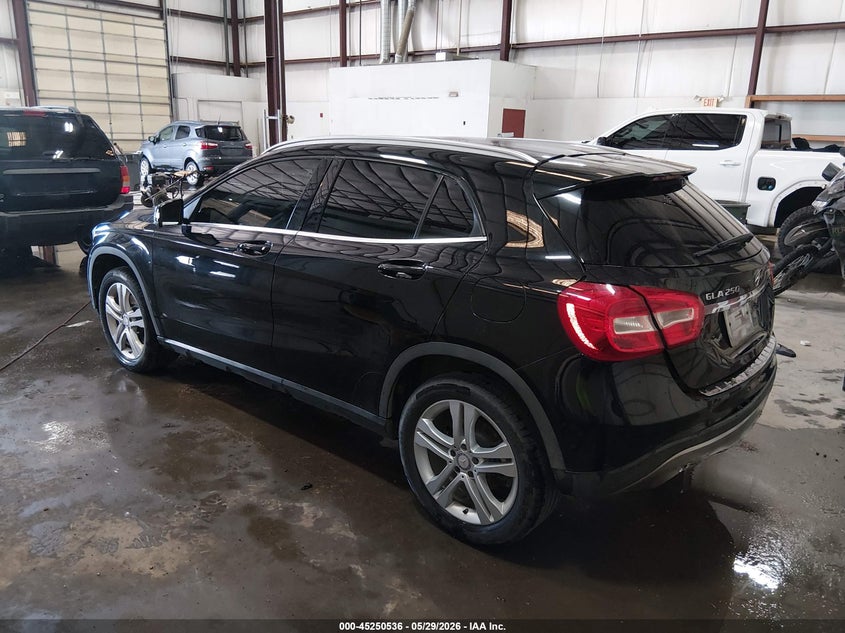 2017 Mercedes-benz Gla-klasse VIN WDCTG4EB4HJ335028 IAAI salvage auction — REAR END, Salvage Title, sold $2,650 on 2026-07-18 (photo 3)
