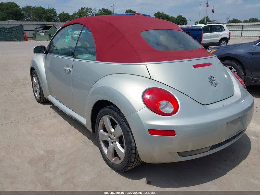 2009 Volkswagen Beetle VIN 3VWSG31Y19M410808 IAAI salvage auction — SIDE, Original (Texas), sold $1,300 on 2026-07-11 (photo 3)
