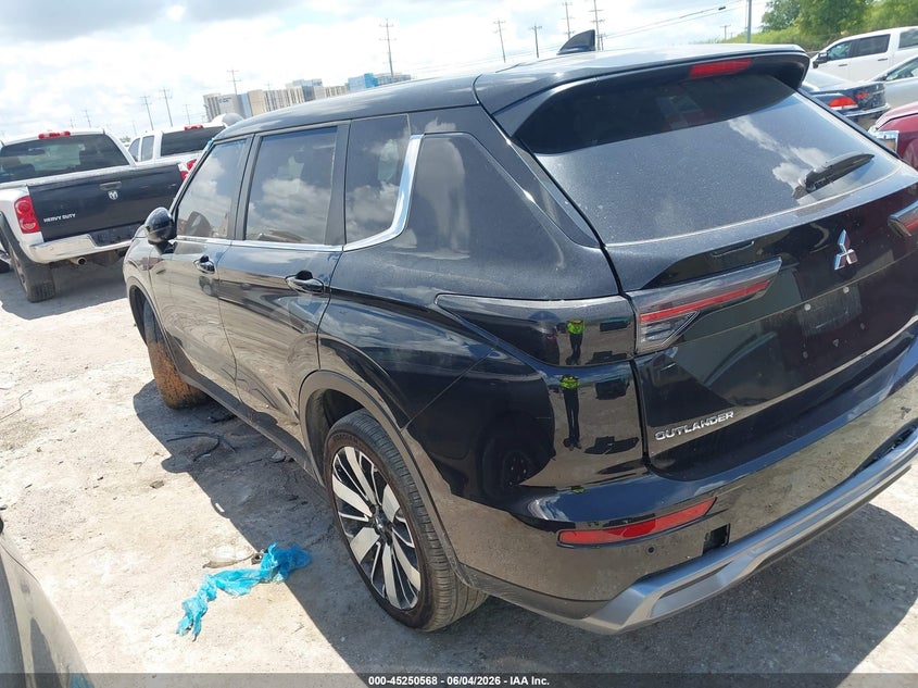 2025 Mitsubishi Outlander VIN JA4J3VA88SZ050053 IAAI salvage auction — RIGHT FRONT, Salvage Title, sold $9,100 on 2026-07-13 (photo 3)