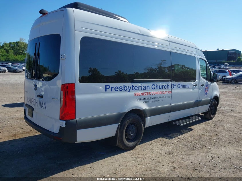 2025 Mercedes-benz Sprinter VIN W1Z4NGHY3ST211451 IAAI salvage auction — FRONT END, Salvage Title, sold $18,100 on 2026-08-25 (photo 4)