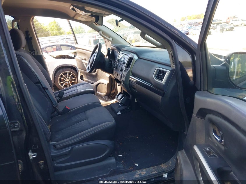 2017 Nissan TITAN VIN 1N6AA1EK6HN554978 IAAI salvage auction — RIGHT FRONT, Salvage Title, sold $2,350 on 2026-07-19 (photo 5)