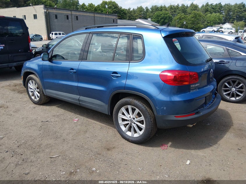 2017 Volkswagen Tiguan VIN WVGBV7AX4HK053679 IAAI salvage auction — RIGHT SIDE, Salvage (Massachusetts), sold $4,650 on 2026-07-24 (photo 3)