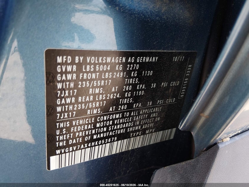 2017 Volkswagen Tiguan VIN WVGBV7AX4HK053679 IAAI salvage auction — RIGHT SIDE, Salvage (Massachusetts), sold $4,650 on 2026-07-24 (photo 9)