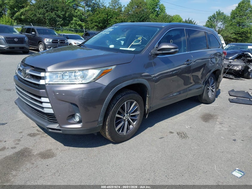 2019 Toyota Highlander VIN 5TDJZRFH7KS605418 IAAI salvage auction — LEFT REAR, Salvage Title, sold $13,625 on 2026-07-13 (photo 2)