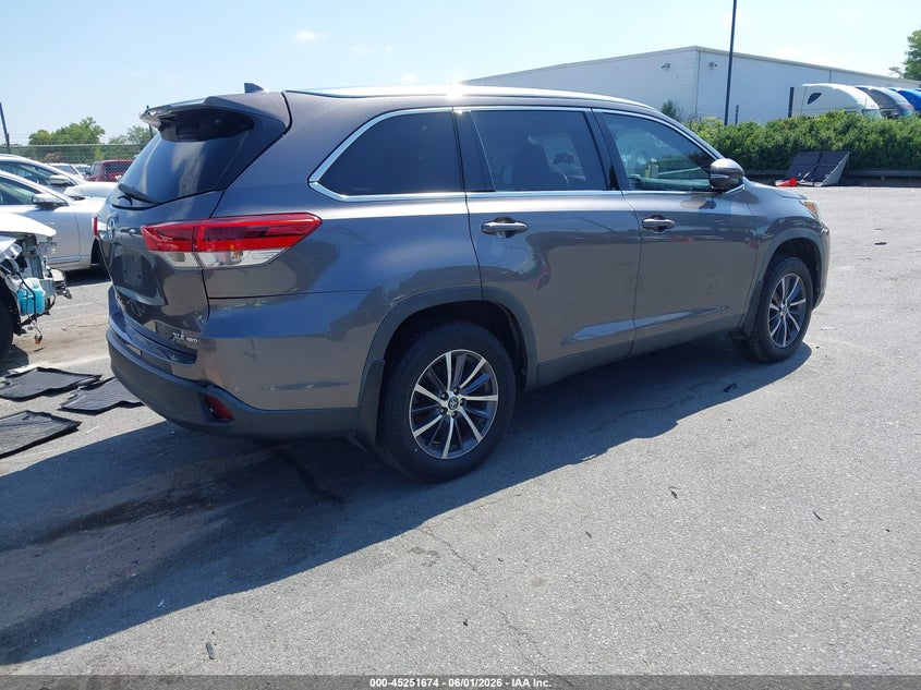 2019 Toyota Highlander VIN 5TDJZRFH7KS605418 IAAI salvage auction — LEFT REAR, Salvage Title, sold $13,625 on 2026-07-13 (photo 4)