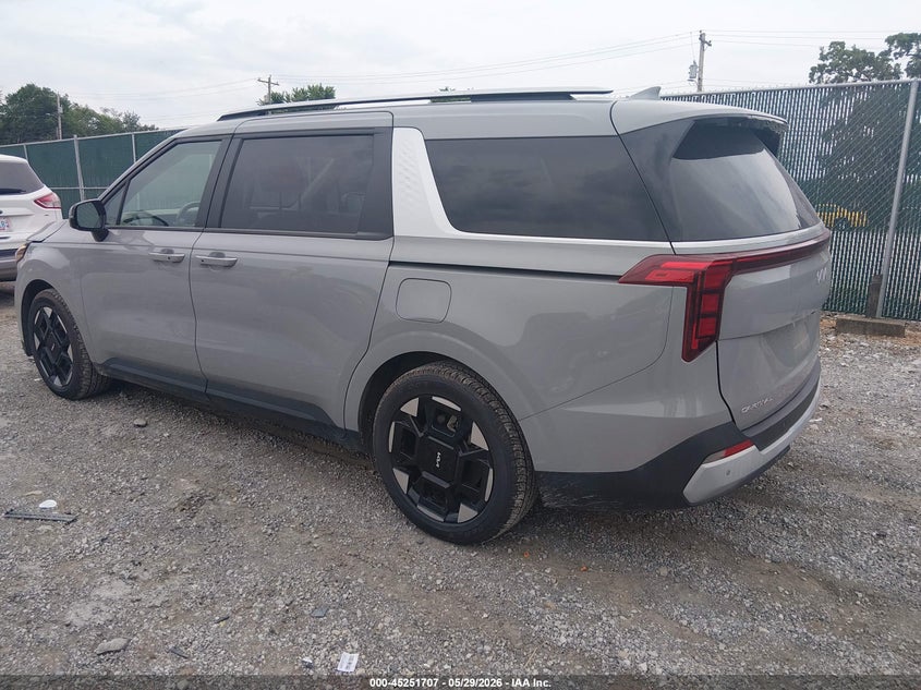 2025 Kia Carnival VIN KNDNC5K34S6458125 IAAI salvage auction — RIGHT SIDE, Salvage Title, sold $14,300 on 2026-07-18 (photo 3)