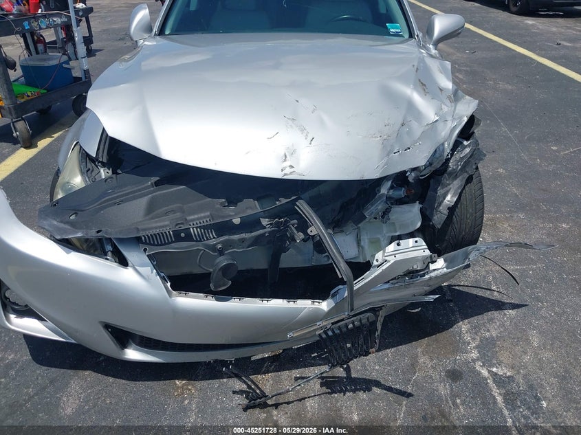 2012 Lexus Is VIN JTHBF5C21C5162498 IAAI salvage auction — FRONT END, Salvage Title, sold $1,600 on 2026-07-09 (photo 6)