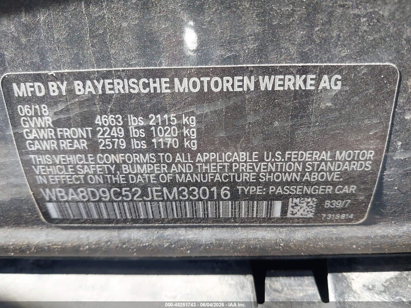 2018 BMW 3er VIN WBA8D9C52JEM33016 IAAI salvage auction — FRONT & REAR, Salvage Title, sold $3,750 on 2026-08-18 (photo 9)