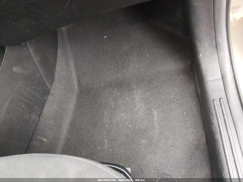 2014 Kia Soul VIN KNDJN2A28E7075755 IAAI salvage auction — ENGINE BURN, Original (Texas), sold $300 on 2026-07-15 (photo 8)