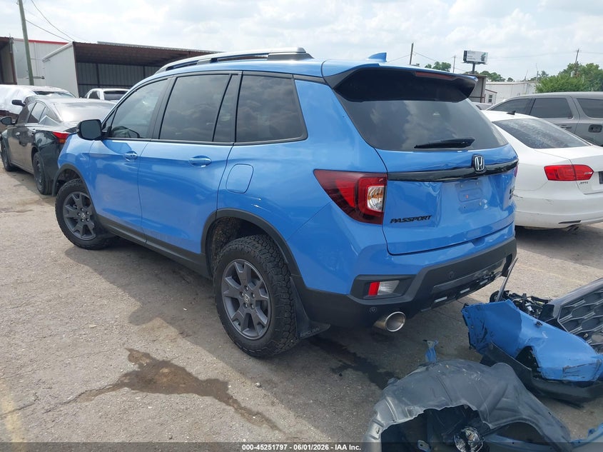 2024 Honda Passport VIN 5FNYF8H64RB018301 IAAI salvage auction — FRONT END, Salvage Title, sold $7,600 on 2026-07-15 (photo 3)