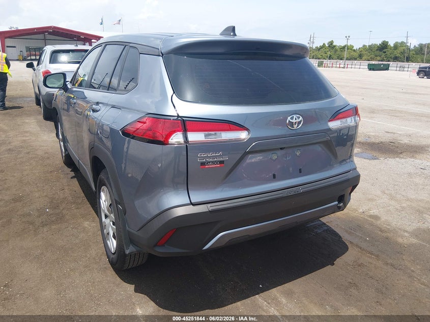2025 Toyota Corolla cross VIN 7MUAAAAGXSV136967 IAAI salvage auction — FRONT END, Salvage Title, sold $6,800 on 2026-07-13 (photo 3)