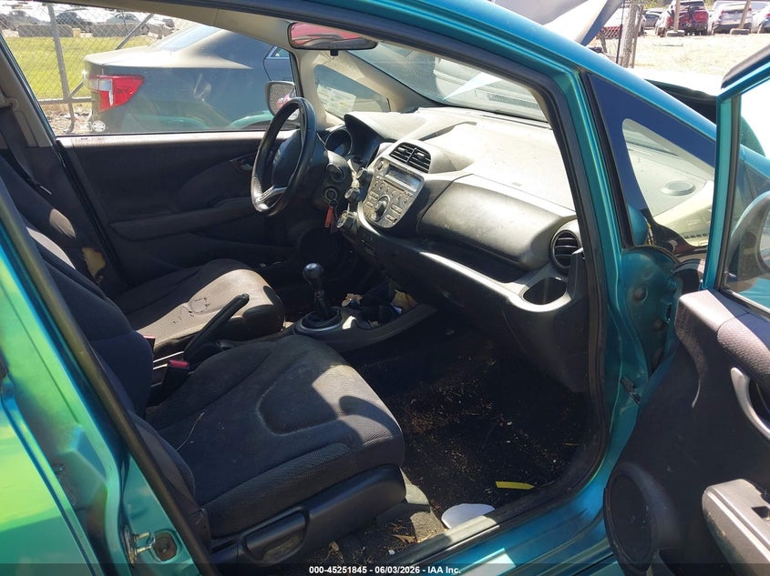 2013 Honda Fit VIN JHMGE8G51DC000950 IAAI salvage auction — FRONT END, Salvage Title, sold $1,600 on 2026-07-09 (photo 5)