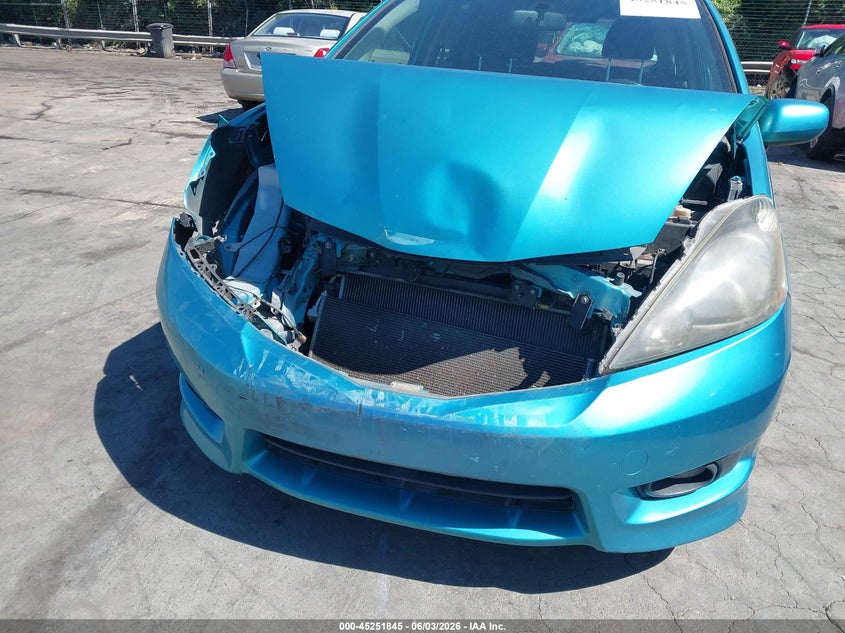 2013 Honda Fit VIN JHMGE8G51DC000950 IAAI salvage auction — FRONT END, Salvage Title, sold $1,600 on 2026-07-09 (photo 6)