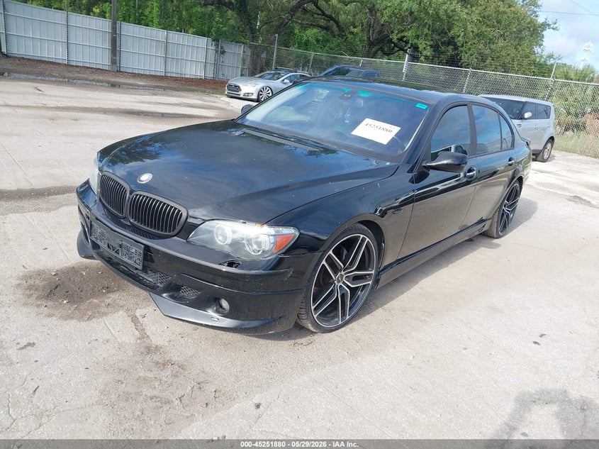 2007 BMW 7 series VIN WBAHN83577DT76186 IAAI salvage auction — FRONT END, Clear (Florida), sold $300 on 2026-07-15 (photo 2)