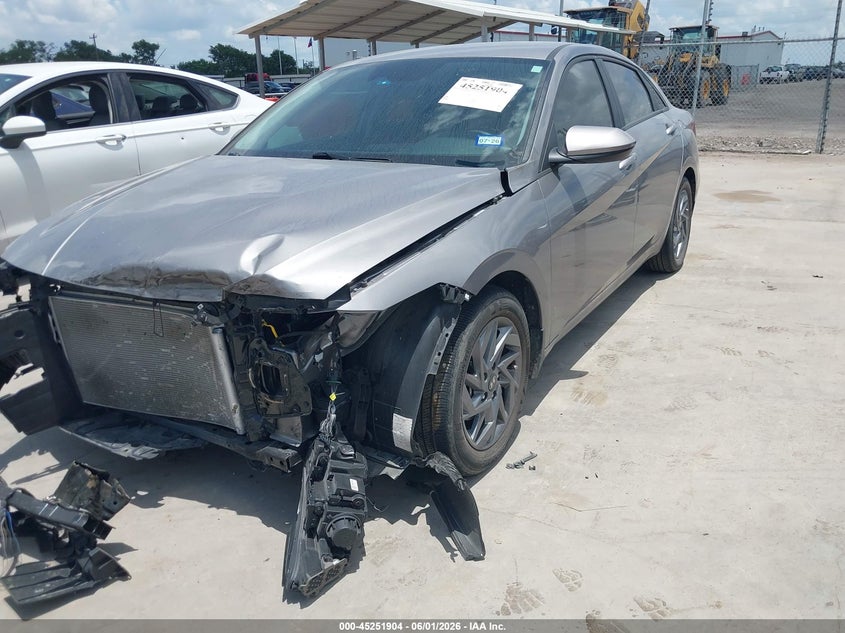 2024 Hyundai Elantra VIN KMHLM4DG3RU717669 IAAI salvage auction — FRONT END, Salvage (Texas), sold $4,350 on 2026-07-28 (photo 2)