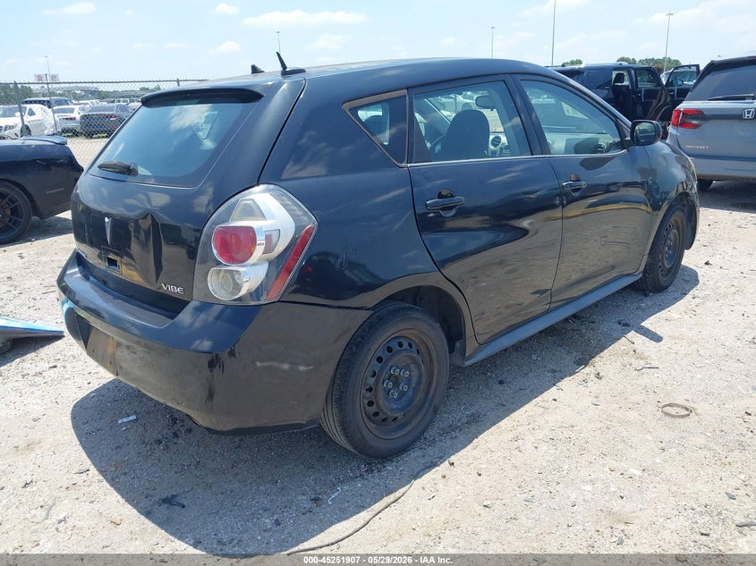 2010 Pontiac Vibe VIN 5Y2SP6E80AZ417976 IAAI salvage auction — SIDE, Salvage (Texas), sold $850 on 2026-07-12 (photo 4)