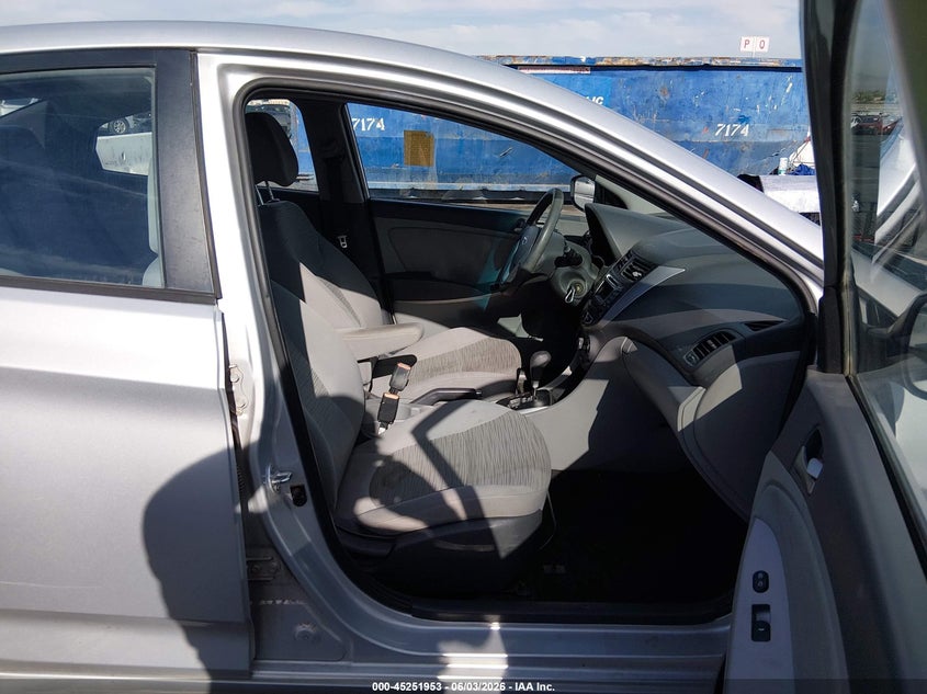 2015 Hyundai Accent VIN KMHCT4AE7FU880486 IAAI salvage auction — NORMAL WEAR, Clear (Utah), sold $500 on 2026-07-17 (photo 5)