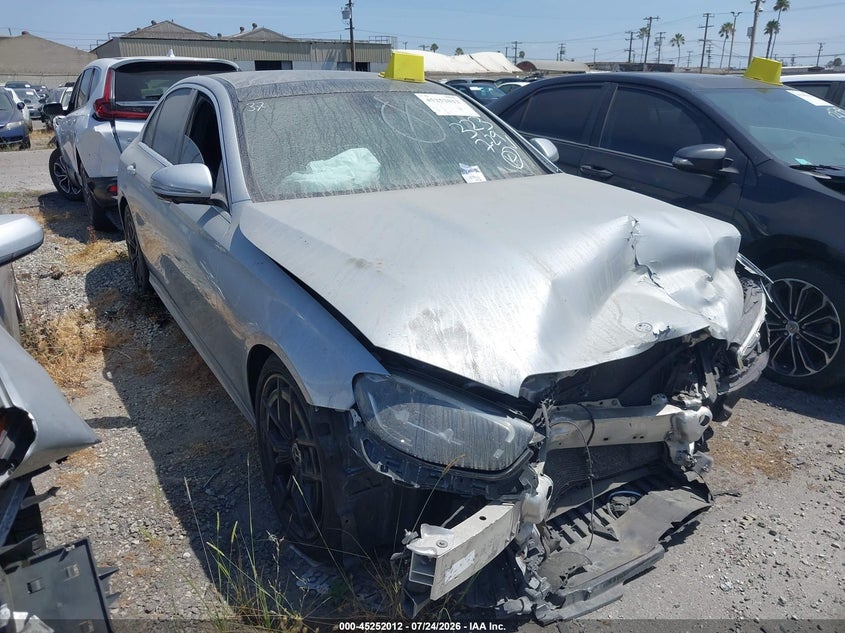 2021 Mercedes-benz E-klasse VIN W1KZF8DB7MA925655 IAAI salvage auction — Front End, Salvage Title, sold $9,275 on 2026-07-29 (photo 1)