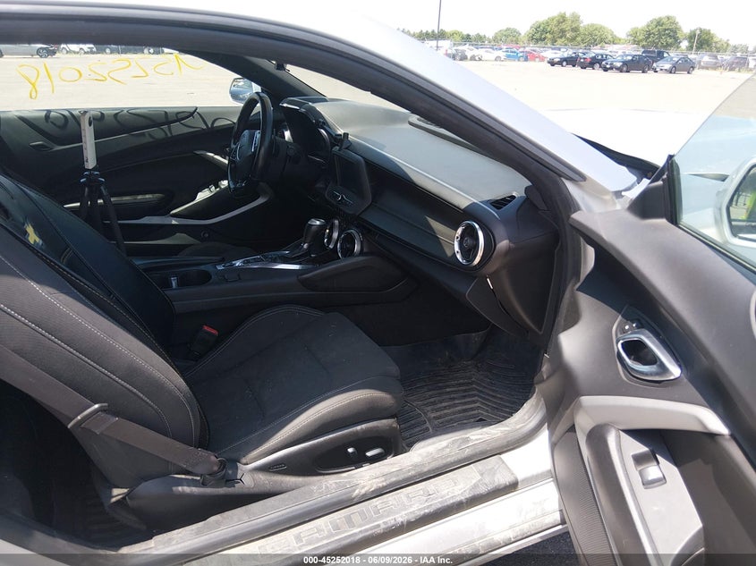 2017 Chevrolet Camaro VIN 1G1FB1RS6H0201274 IAAI salvage auction — Front End, Salvage, sold $4,400 on 2026-09-14 (photo 5)