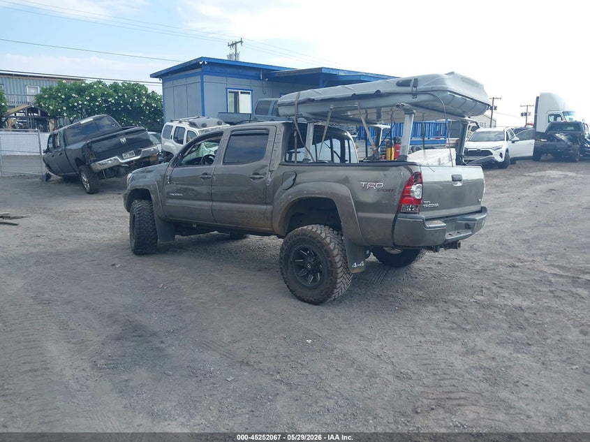 2013 Toyota Tacoma VIN 5TFLU4EN9DX053807 IAAI salvage auction — ROLLOVER, Salvage Title, sold $1,500 on 2026-07-28 (photo 3)