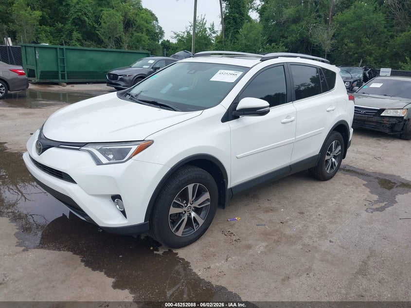 2018 Toyota Rav 4 VIN 2T3WFREV0JW458197 IAAI salvage auction — HAIL, Salvage Title, sold $5,700 on 2026-07-29 (photo 2)