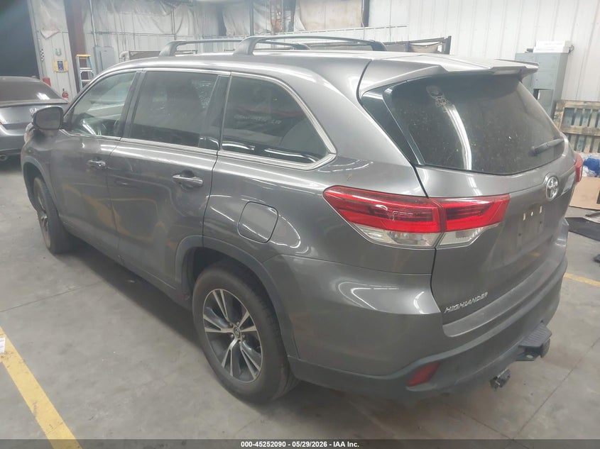 2019 Toyota Highlander VIN 5TDZZRFH4KS333834 IAAI salvage auction — FRONT END, Salvage (Arizona), sold $25 on 2026-07-28 (photo 3)