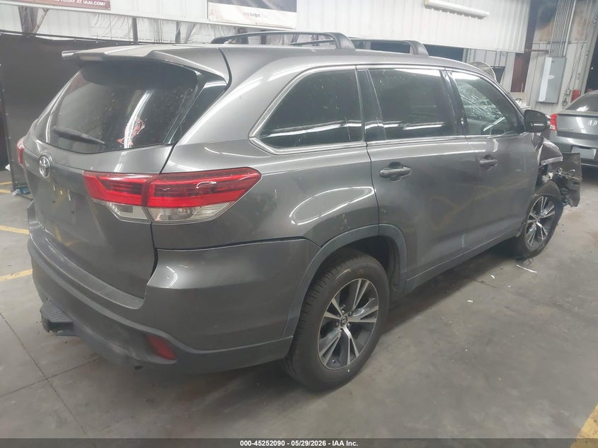 2019 Toyota Highlander VIN 5TDZZRFH4KS333834 IAAI salvage auction — FRONT END, Salvage (Arizona), sold $25 on 2026-07-28 (photo 4)