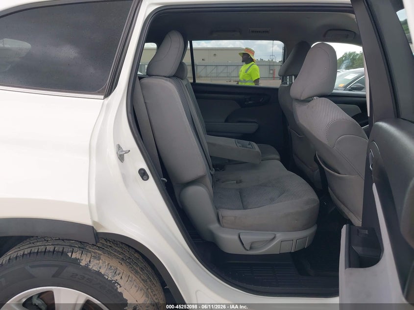 2020 Toyota Highlander VIN 5TDZZRAH9LS503677 IAAI salvage auction — FRONT END, Salvage (California), sold $9,800 on 2026-07-09 (photo 8)