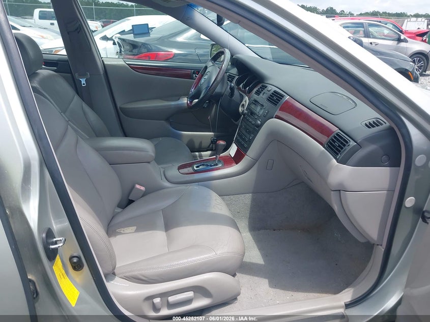 2003 Lexus Es 300 VIN JTHBF30G736007551 IAAI salvage auction — NORMAL WEAR, Clear (Texas), sold $700 on 2026-07-17 (photo 5)