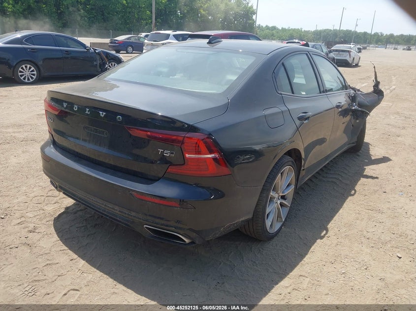2021 Volvo S60 VIN 7JR102TZ7MG112139 IAAI salvage auction — RIGHT SIDE, Salvage - Greater Than 75% (Maryland), sold $6,000 on 2026-07-22 (photo 4)