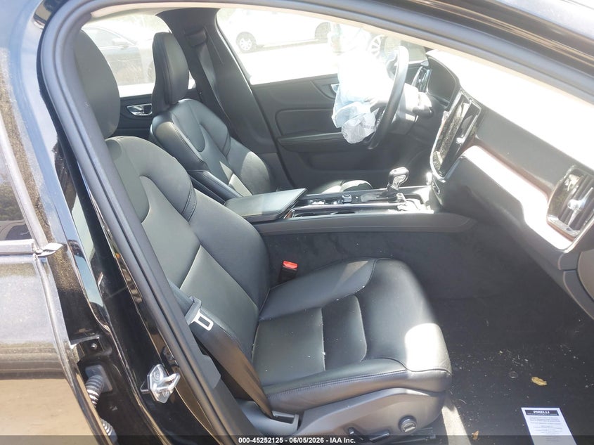 2021 Volvo S60 VIN 7JR102TZ7MG112139 IAAI salvage auction — RIGHT SIDE, Salvage - Greater Than 75% (Maryland), sold $6,000 on 2026-07-22 (photo 5)